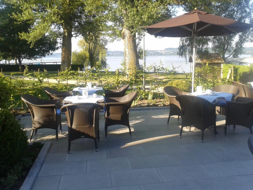 Hotel Seepark Garni ユーバーリンゲン エクステリア 写真