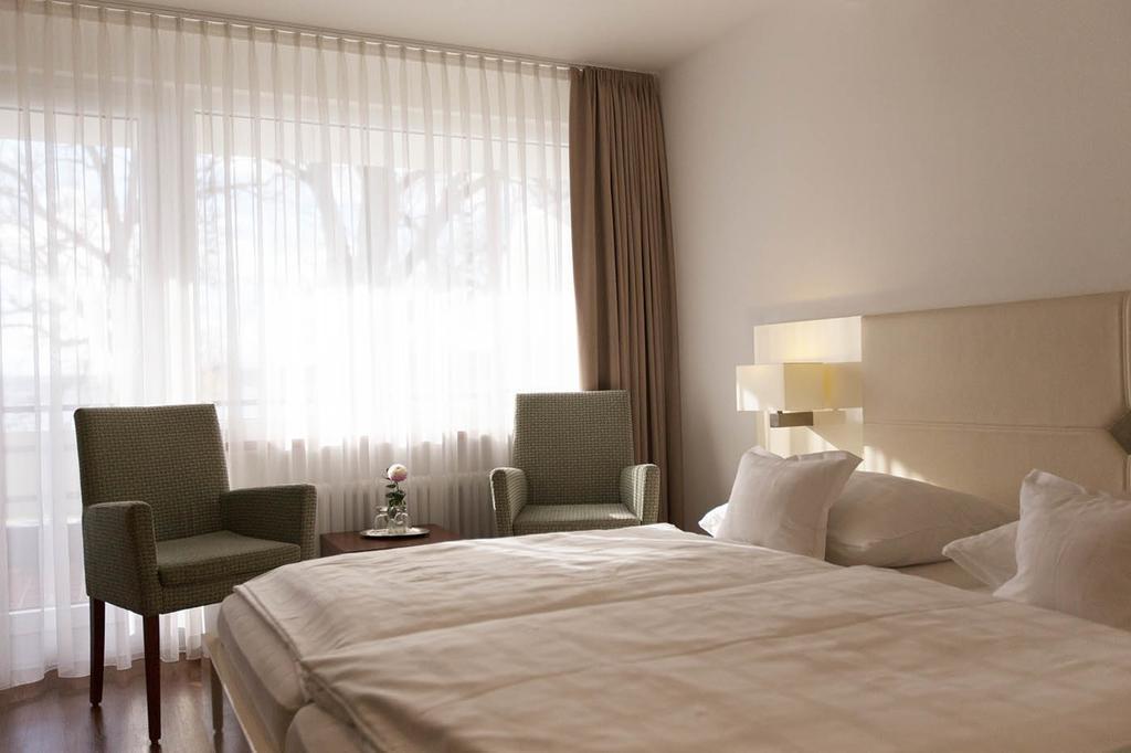 Hotel Seepark Garni ユーバーリンゲン エクステリア 写真